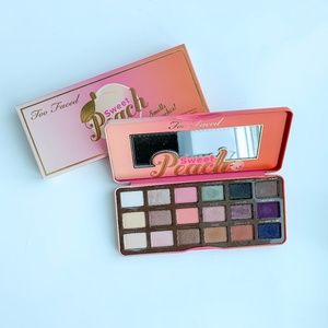 Too Faced -- Sweet Peach Eyeshadow Palette